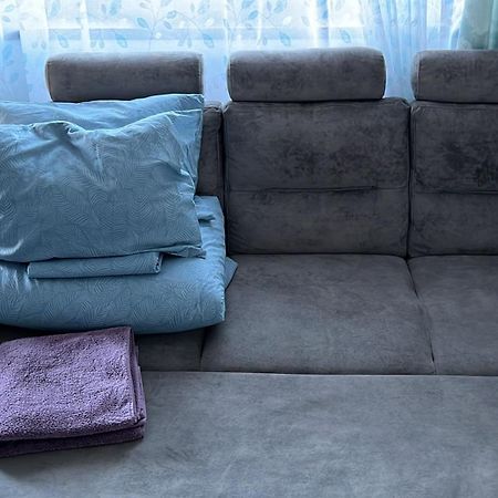 2 Rooms Apartment Airy & Bright Relax Iasi Buitenkant foto